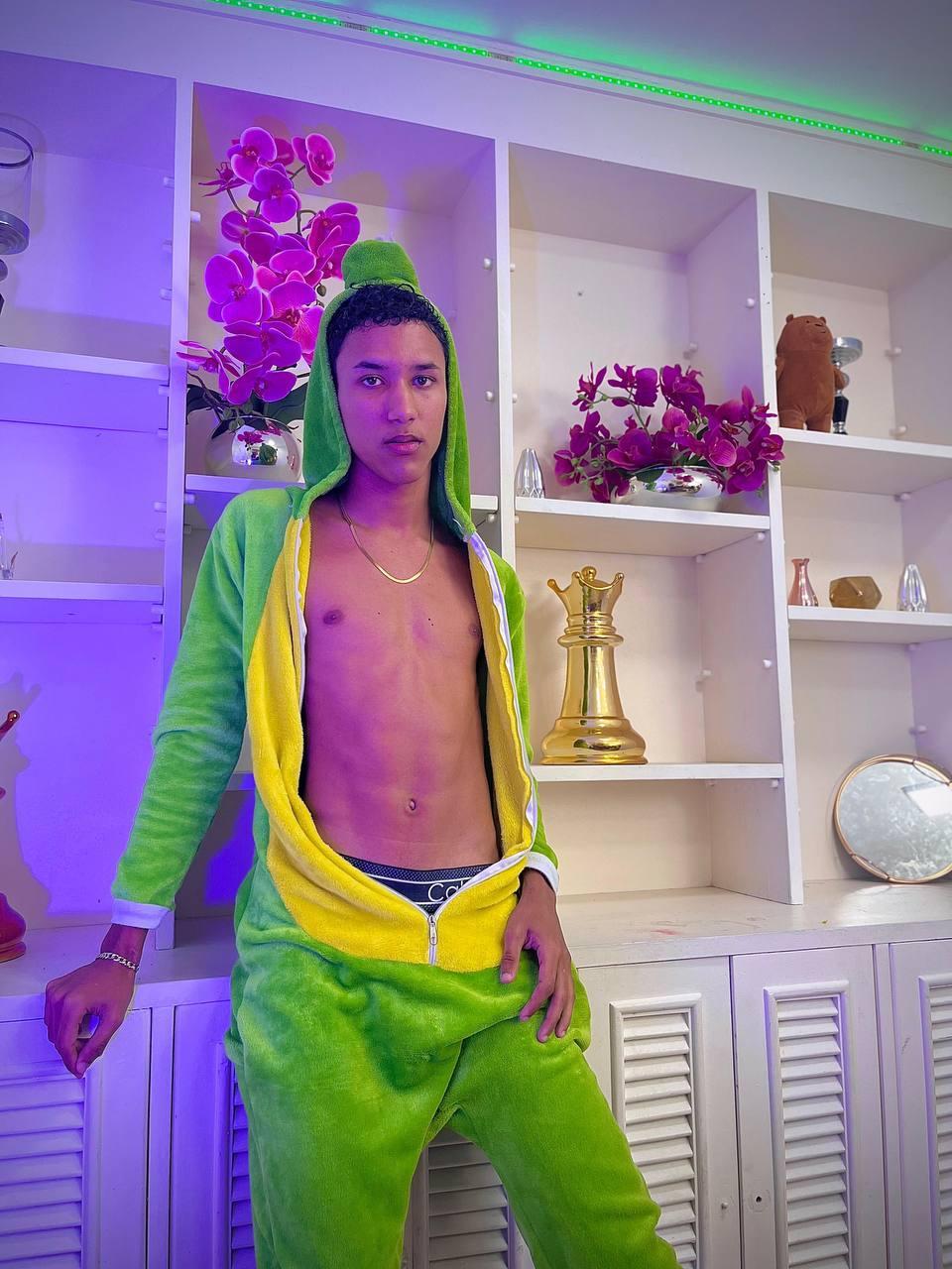 Brown_Sliim Profile Image