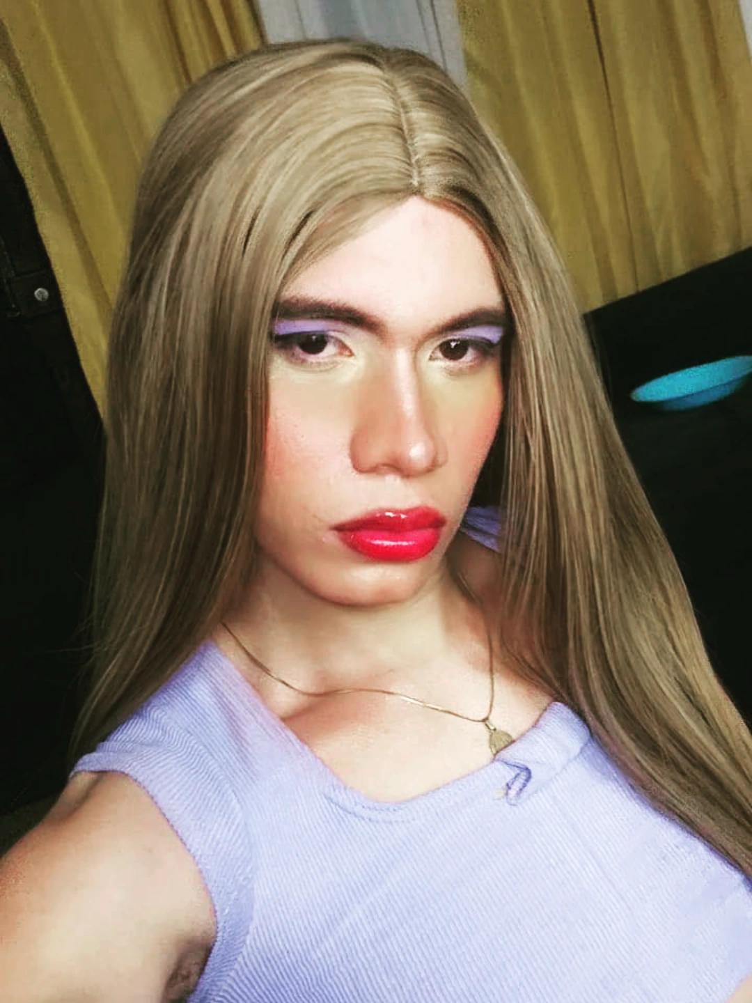 KENIAFLORES's Profile