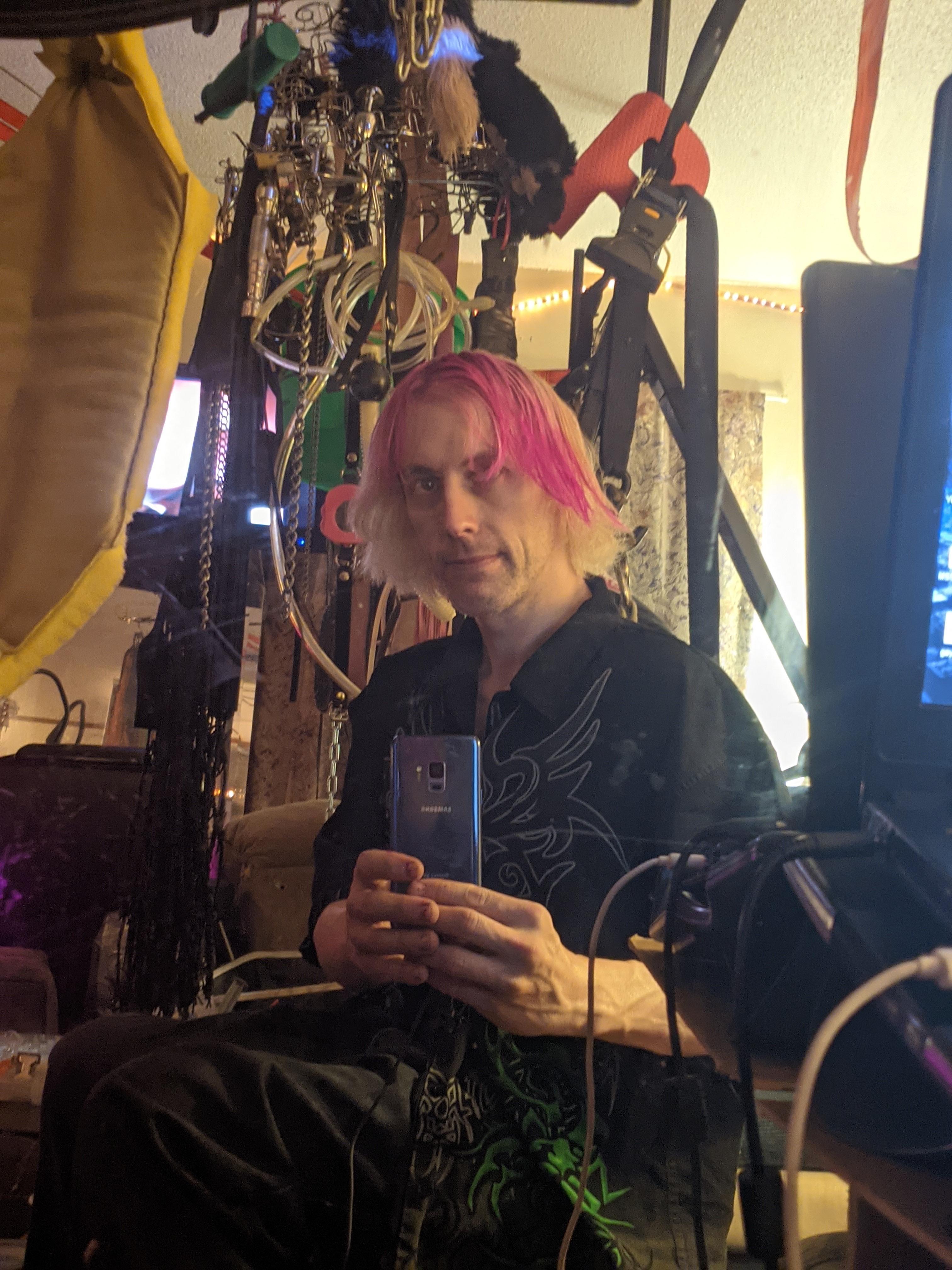 Kinkynoytoy's Profile