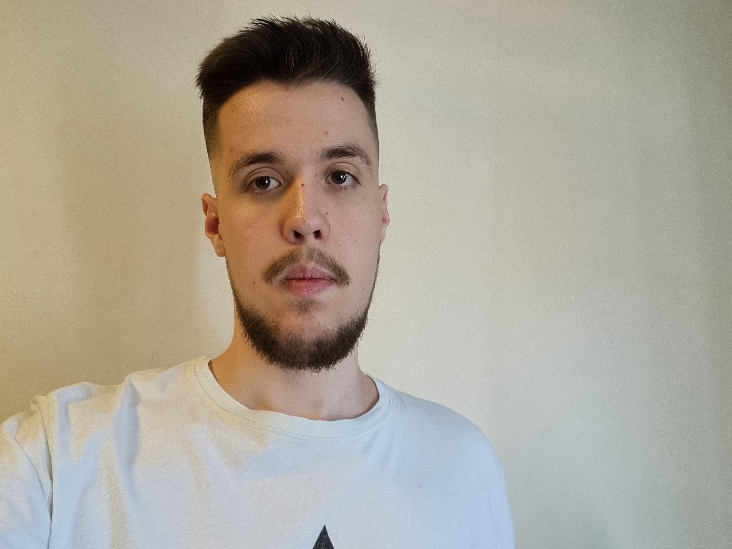 Rene3002's Profile