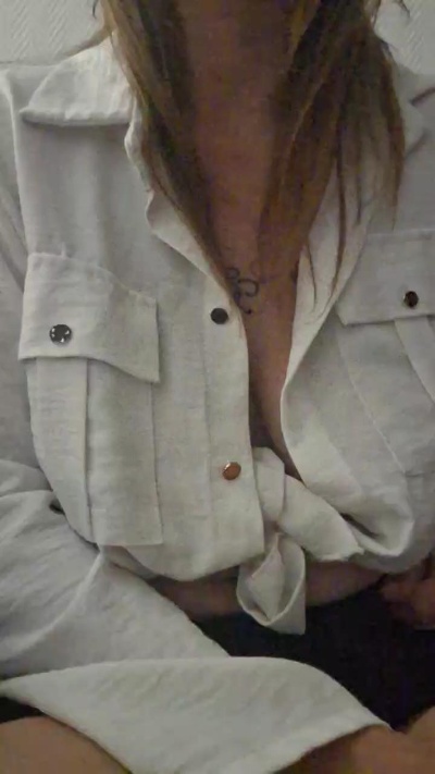 Sexybella9560's Profile