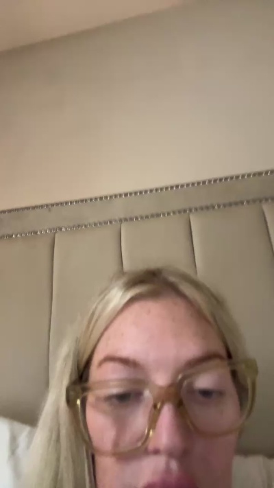 TallBlondeQueen's Profile