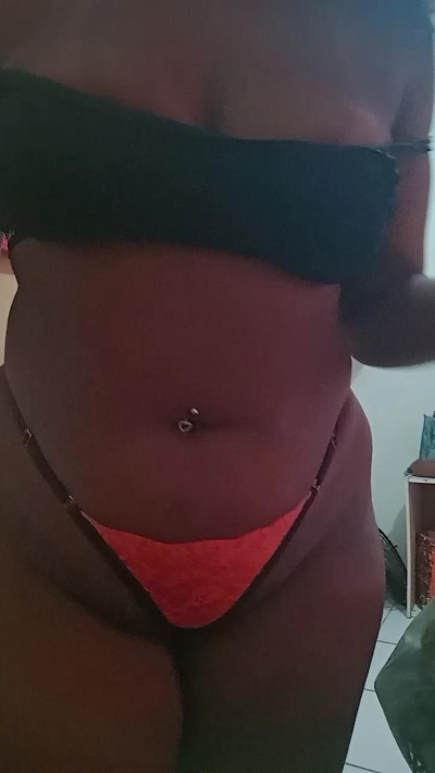 Vitoriaa00's Profile