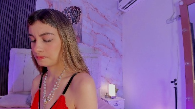 devine_simone's Profile
