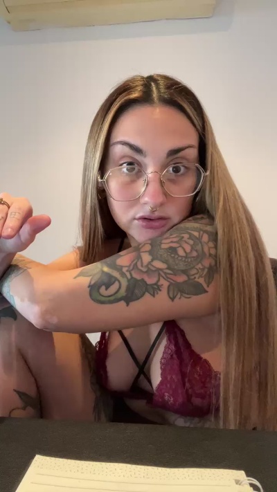 emiilyhot's Profile