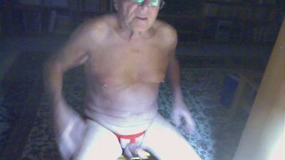 nudistgayoldie's Profile