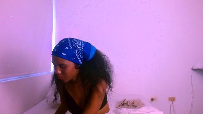 tainaraoliveira's Profile